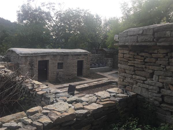 鄉(xiāng)村振興喚醒古石頭村:泰安圣井峪旅游度假村(圖15)