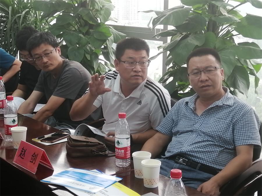 預(yù)制樁復(fù)合地基(泰安▼)交流會成功召開(圖6) 2-200HG53G0G4.jpg